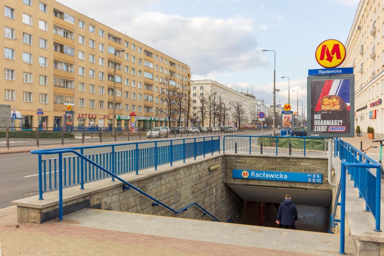 Metro Raclawicka Red Apartment Warsaw Exterior photo